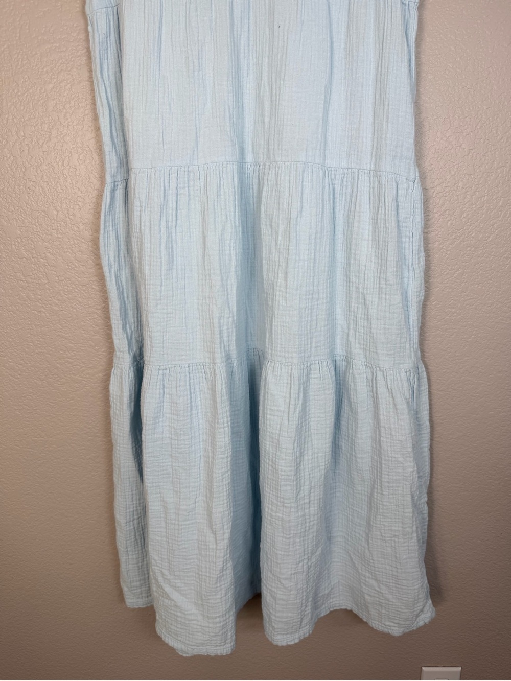Quince 100% Organic Cotton Gauze Tiered Maxi Dress in Nantucket Blue Medium $128 - Picture 10 of 13
